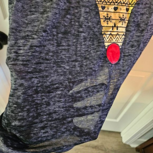 Rocker Girl Sheer Rudolf T-shirt - Picture 4 of 6